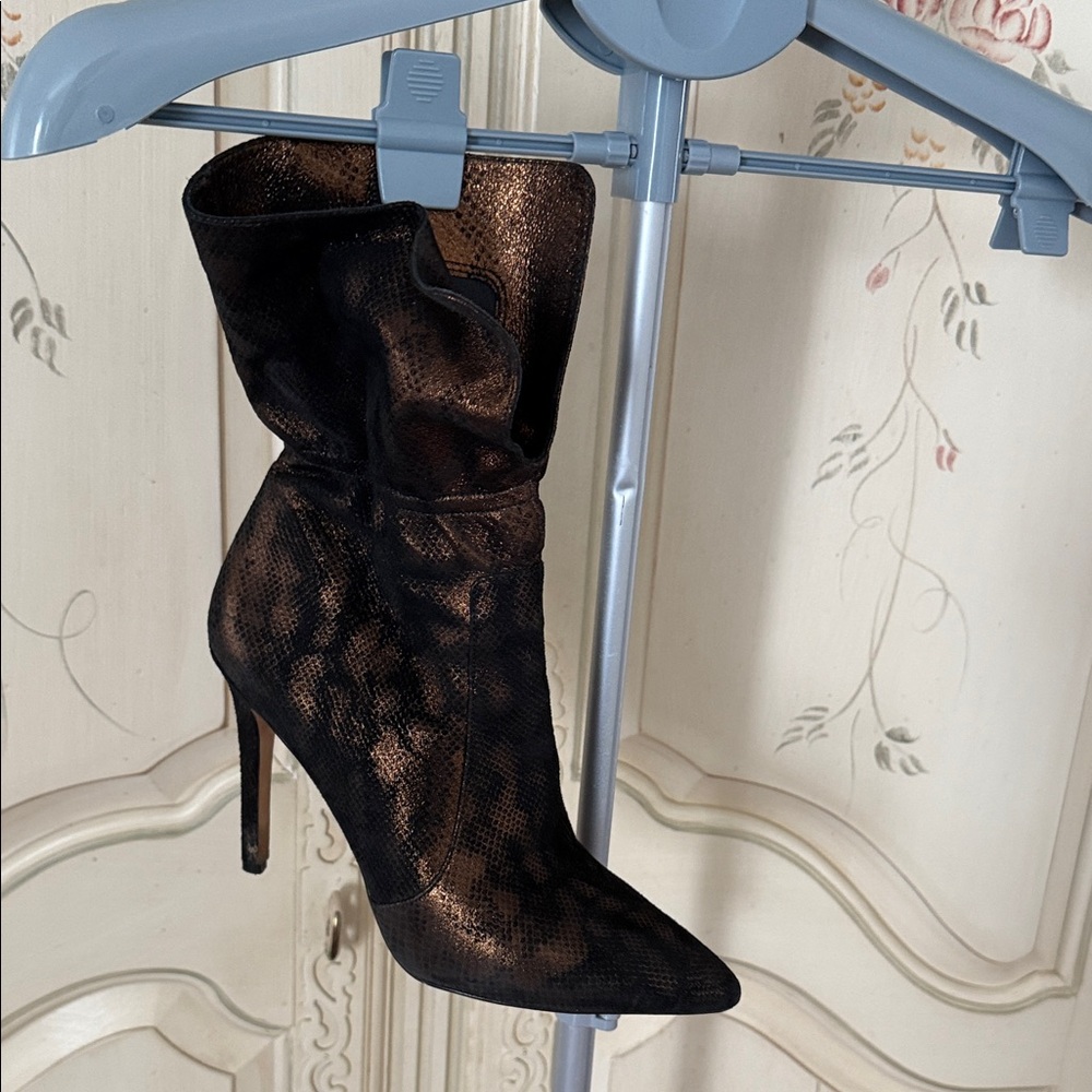 Via Spiga Chic Black and Brown bronze Heeled half Boots 10M